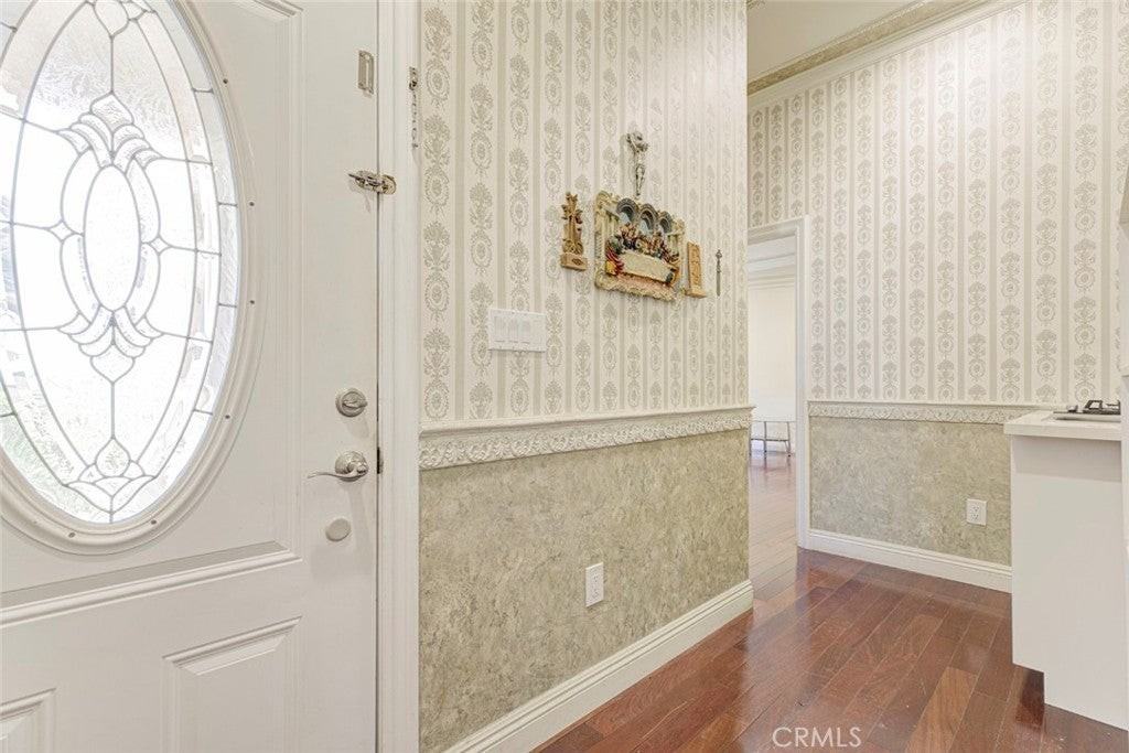 6641 Agnes Ave - Photo 2 of 9