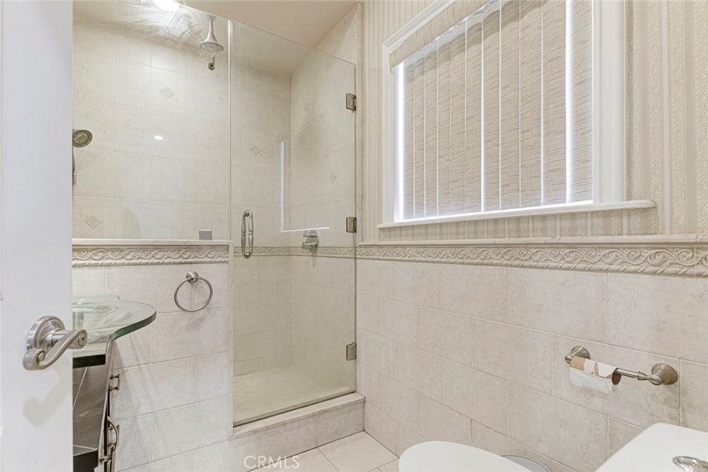 6641 Agnes Ave - Photo 6 of 9