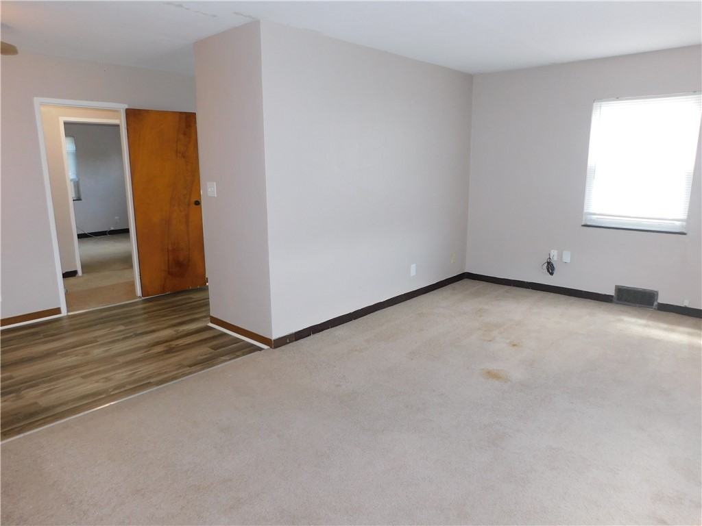 600 Hadley Ave ##3 - Photo 3 of 14