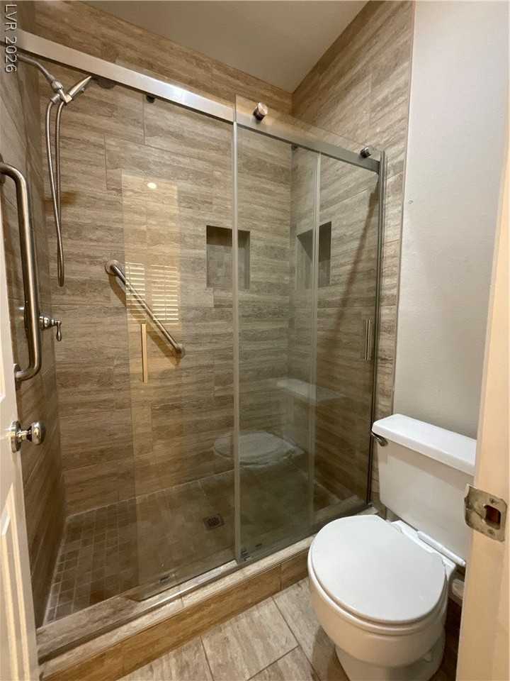7937 Dover Shores Ave - Photo 6 of 14