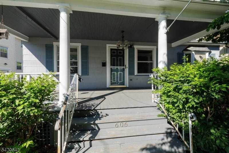 606 N Washington Ave - Photo 3 of 32