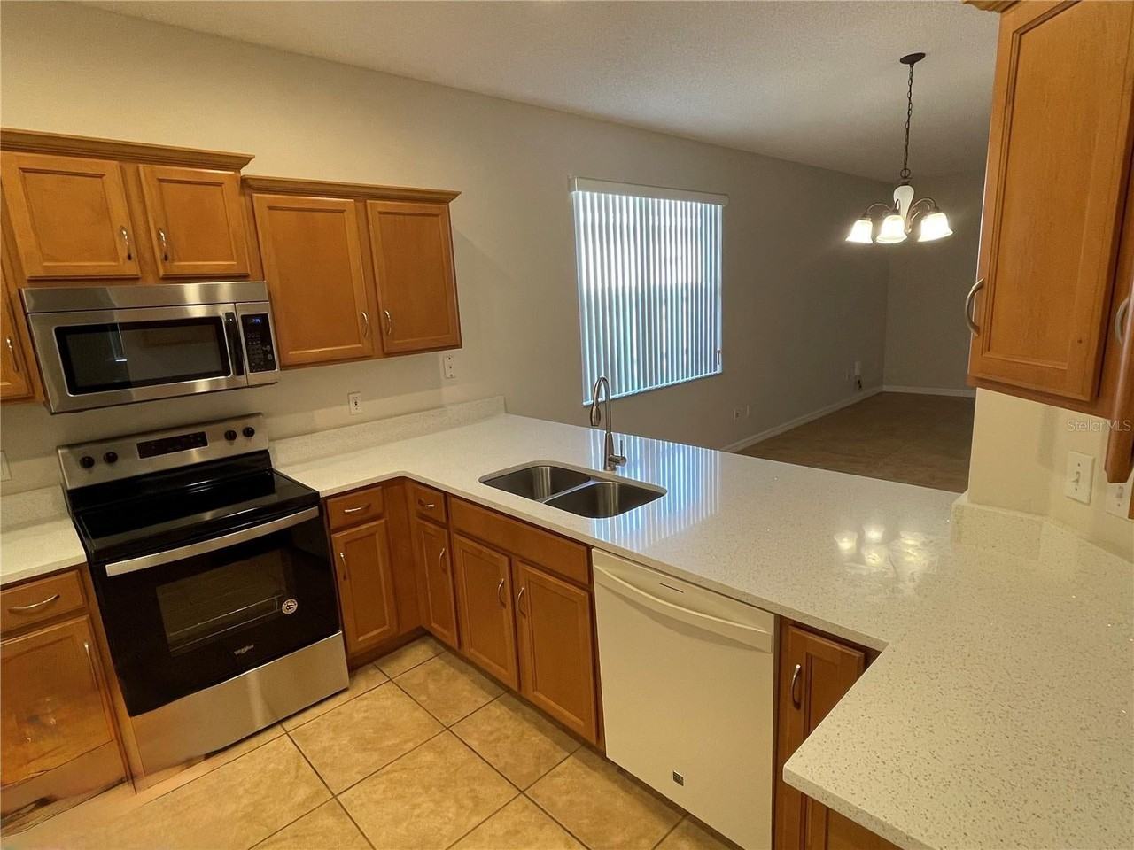 5118 Santa Ana Dr - Photo 4 of 23