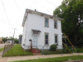 featured image of 606 1/2 Mason St