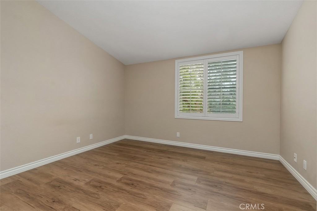 64 Mission Ct - Photo 7 of 44