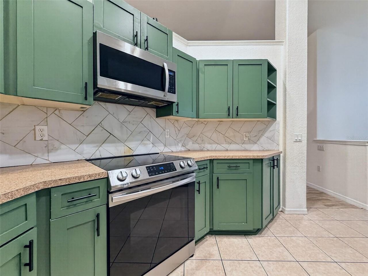 13405 Sw 86th Ave - Photo 7 of 34