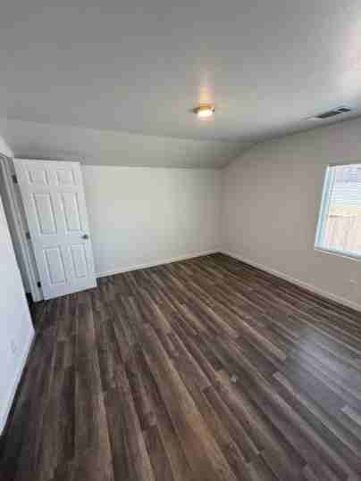 636 East Roosevelt Avenue - 642 A #642A - Photo 6 of 6