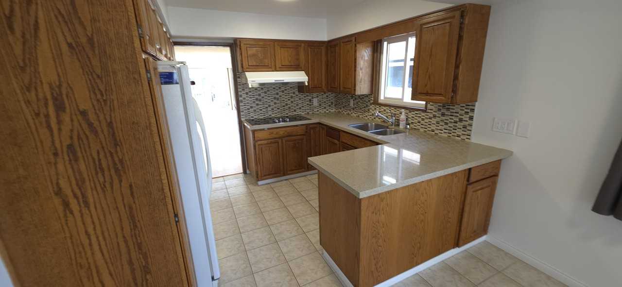 3551 Oxford St - Photo 3 of 16