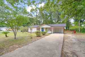 featured image of 207 Oglesby Ave