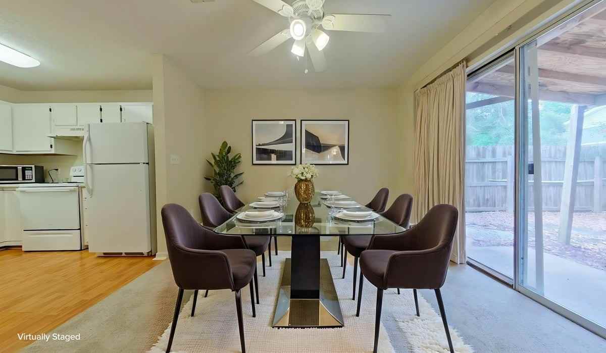 715 Lloyd St - Photo 7 of 14