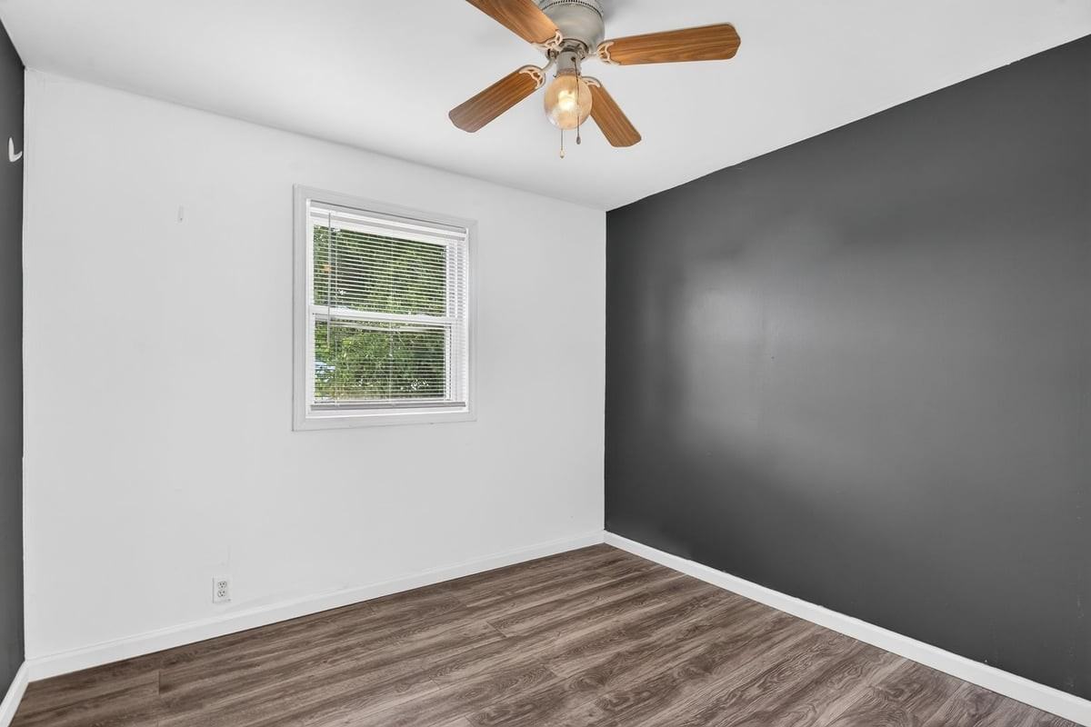 6006 Cascade Dr - Photo 5 of 28