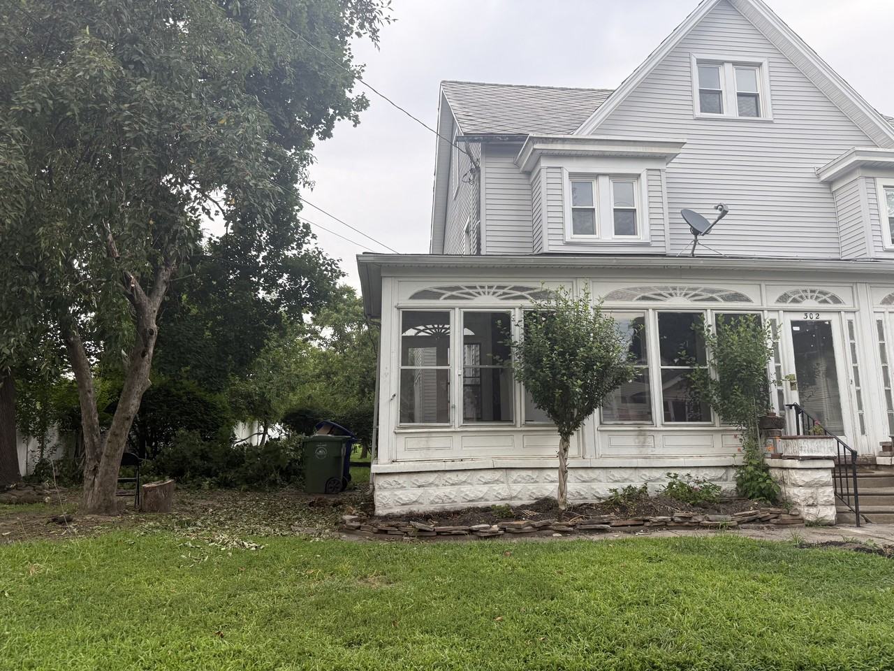 302 Horace Ave #1
