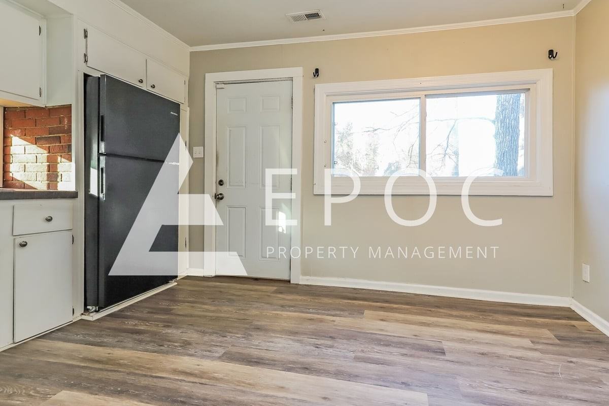 106 Spur Rd - Photo 5 of 16
