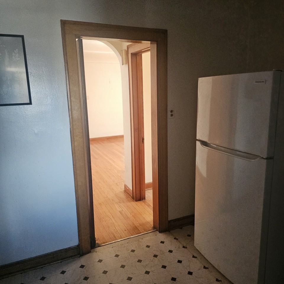 7132 S Richmond St #2 - Photo 7 of 23