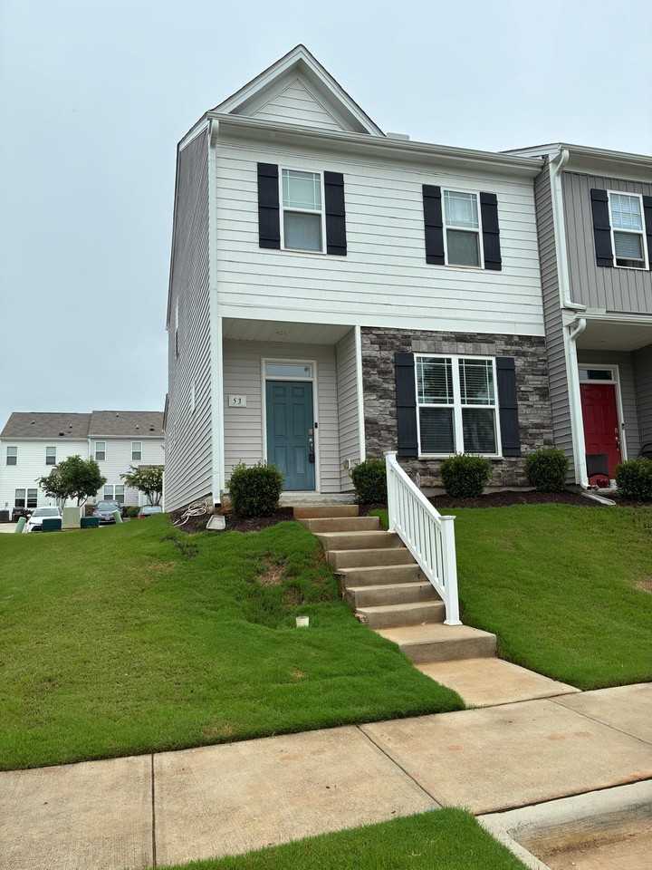 53 Blakely St #1