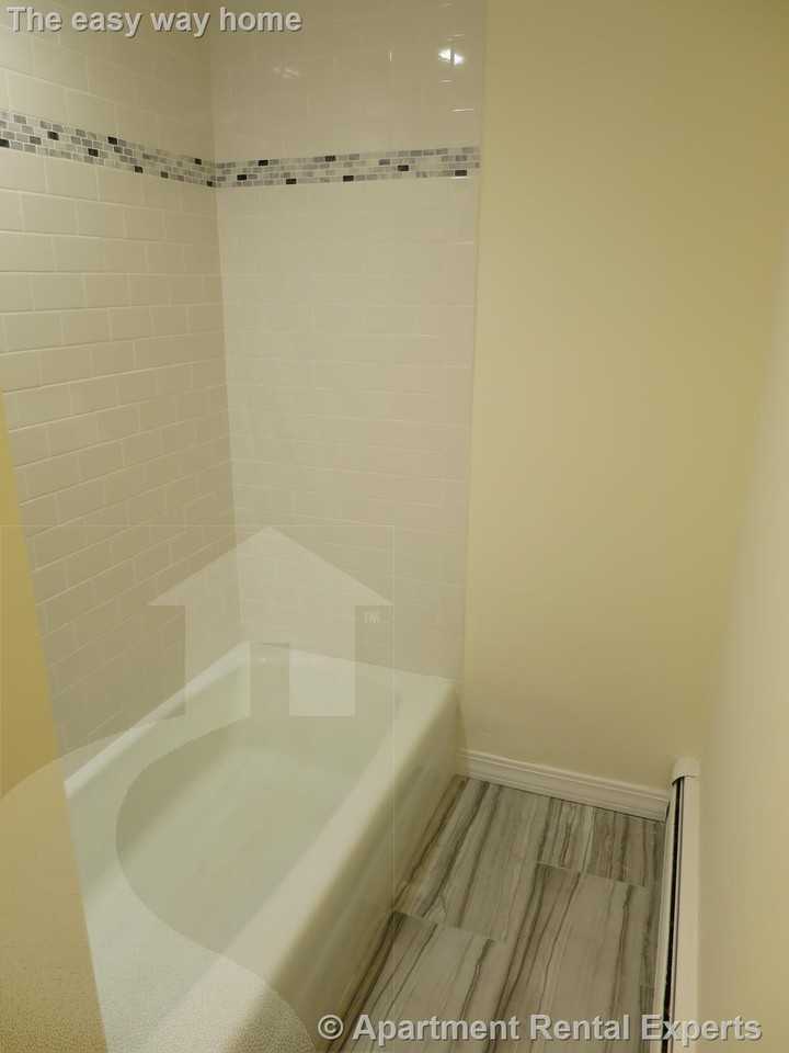 70 Summer St #3R - Photo 7 of 12