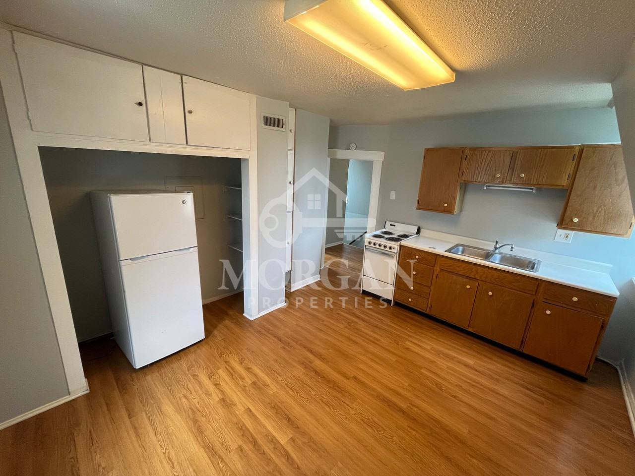 317 N Harrison St #B - Photo 4 of 6