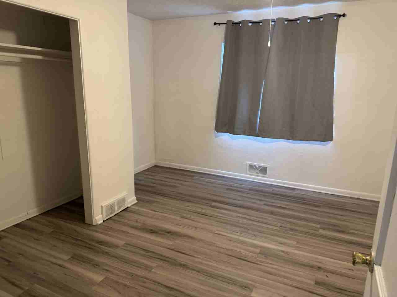 909 N Capitol Ave #2 - Photo 7 of 7