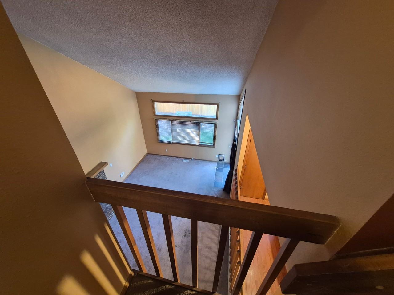 4272 Kingsbury Dr #1 - Photo 7 of 12