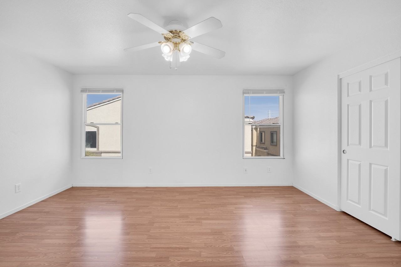2446 El Valle St #1 - Photo 4 of 28