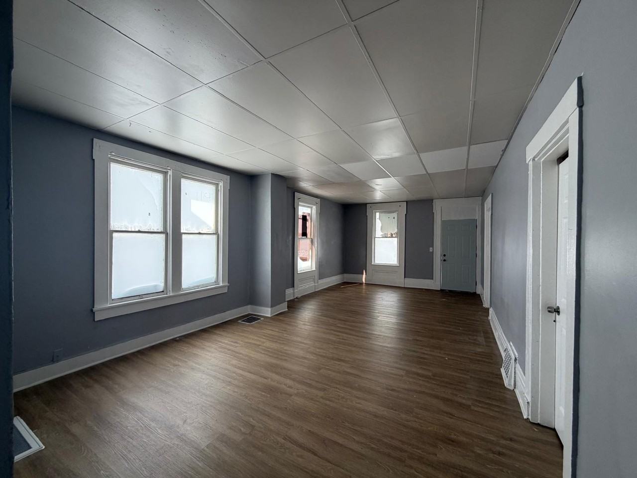 533 W Greene St #1 - Photo 7 of 13