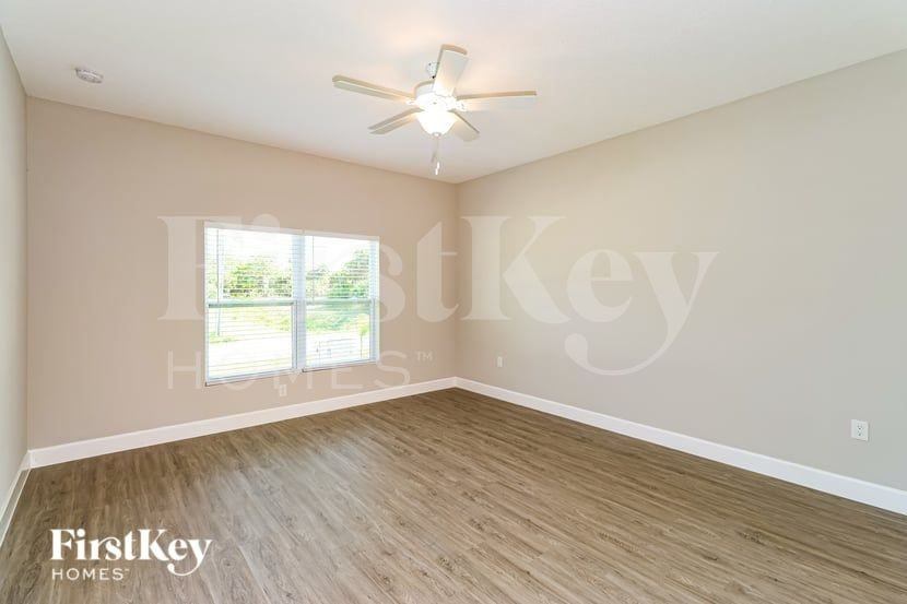 525 Garbelmann St Sw - Photo 6 of 16