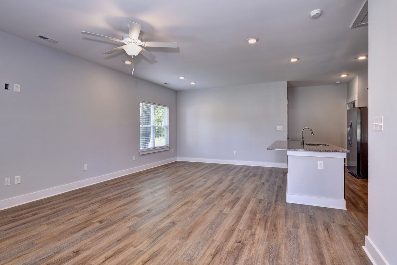 102 Magruder Ave #1 - Photo 6 of 24