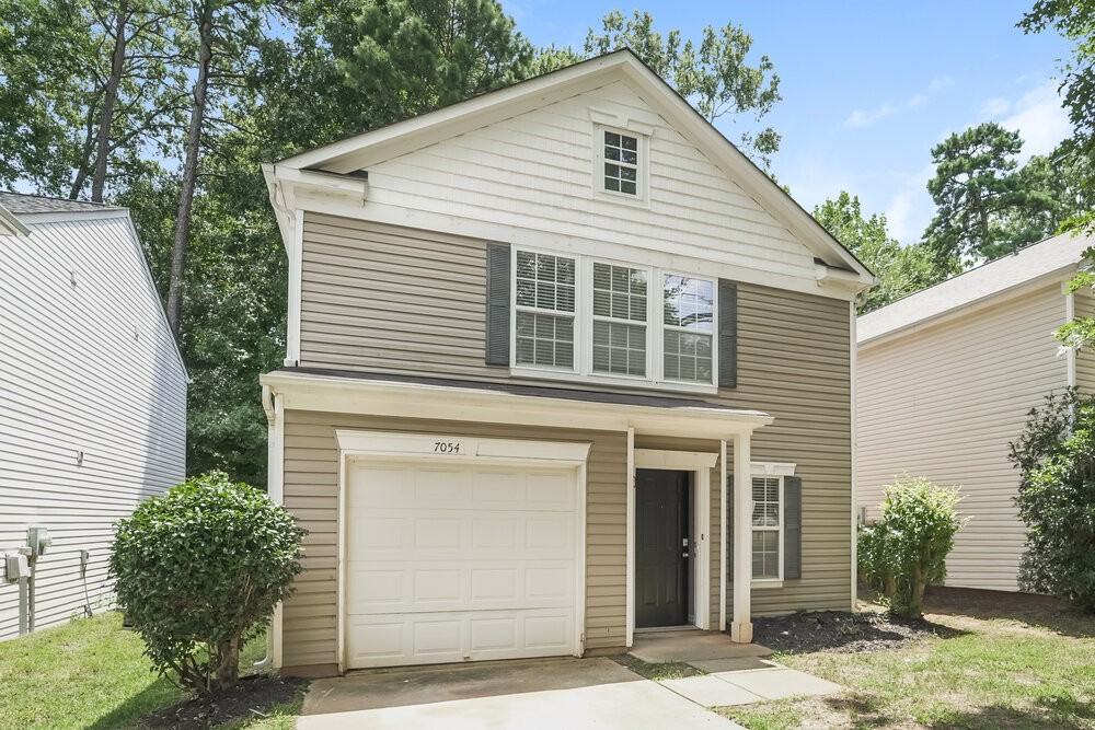 7054 Sycamore Grove Ct - Photo 4 of 17