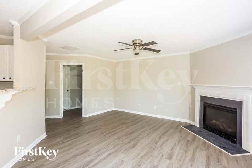 2025 Beckwith Ln - Photo 5 of 16