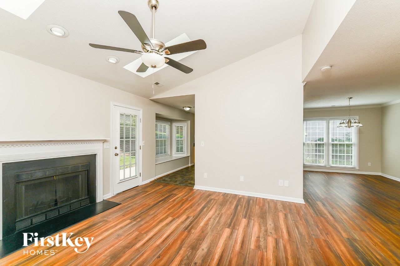 3614 Cardinal Ridge Dr - Photo 2 of 15