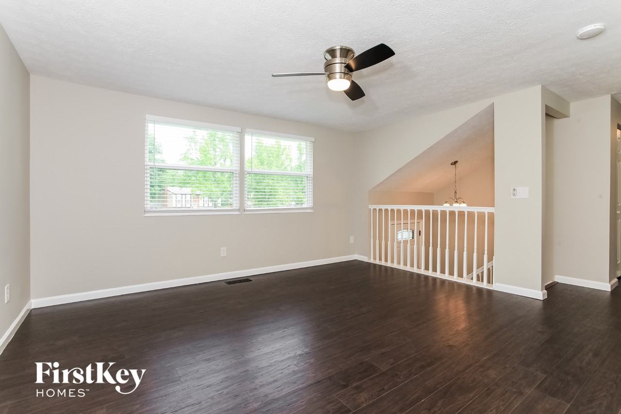 3649 Black Jack Trl - Photo 4 of 15