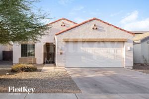 featured image of 3141 W Sunland Ave