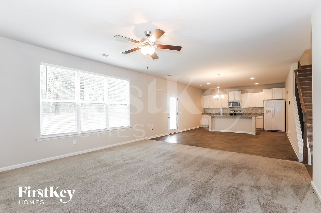 220 Wellbrook Dr - Photo 3 of 15