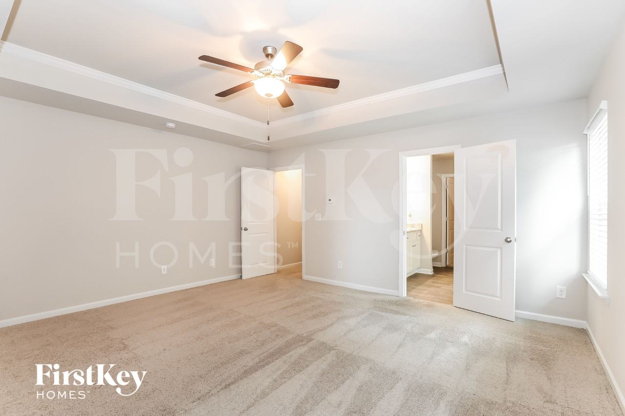220 Wellbrook Dr - Photo 6 of 15