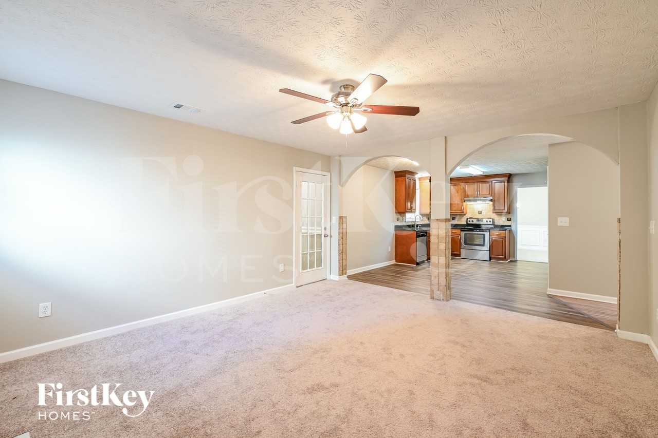 4285 Bradstone Trce Nw - Photo 3 of 15
