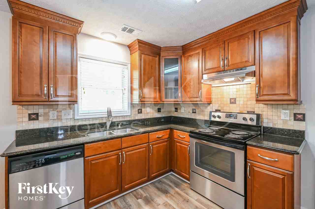 4285 Bradstone Trce Nw - Photo 6 of 15