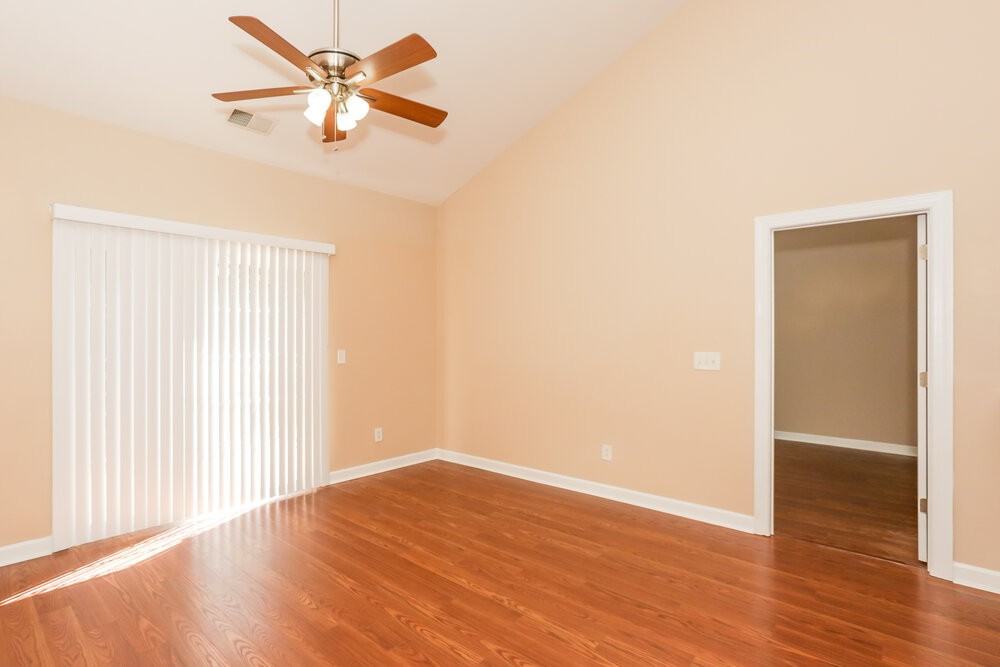 2885 Island Point Dr Nw - Photo 2 of 13