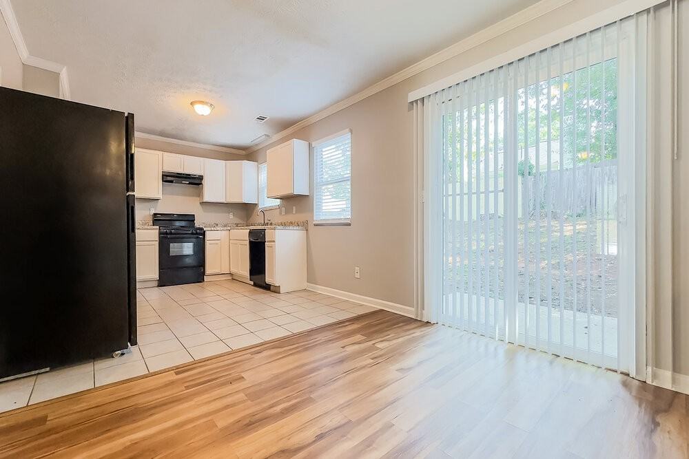 4952 Millstone Walk - Photo 6 of 17