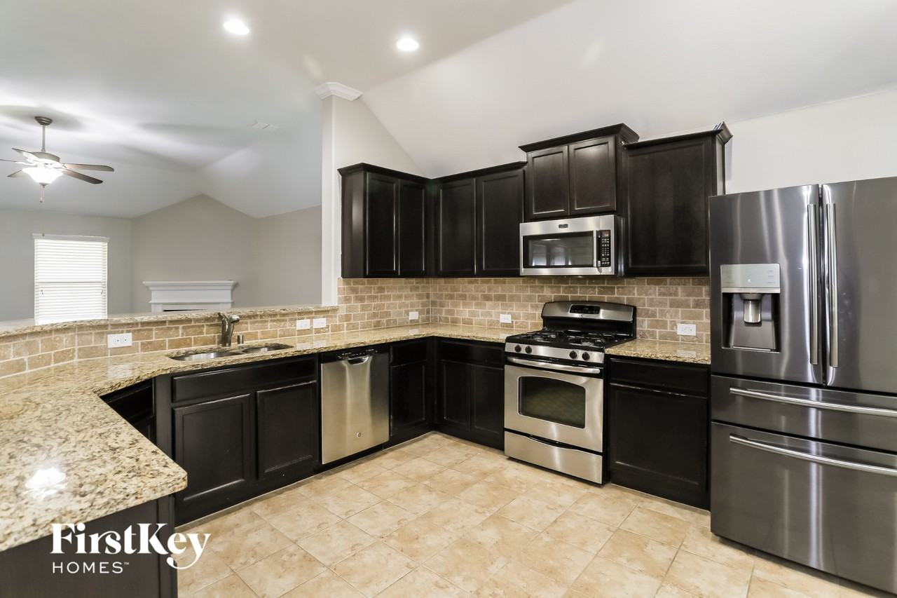 14312 Broomstick Rd - Photo 6 of 15