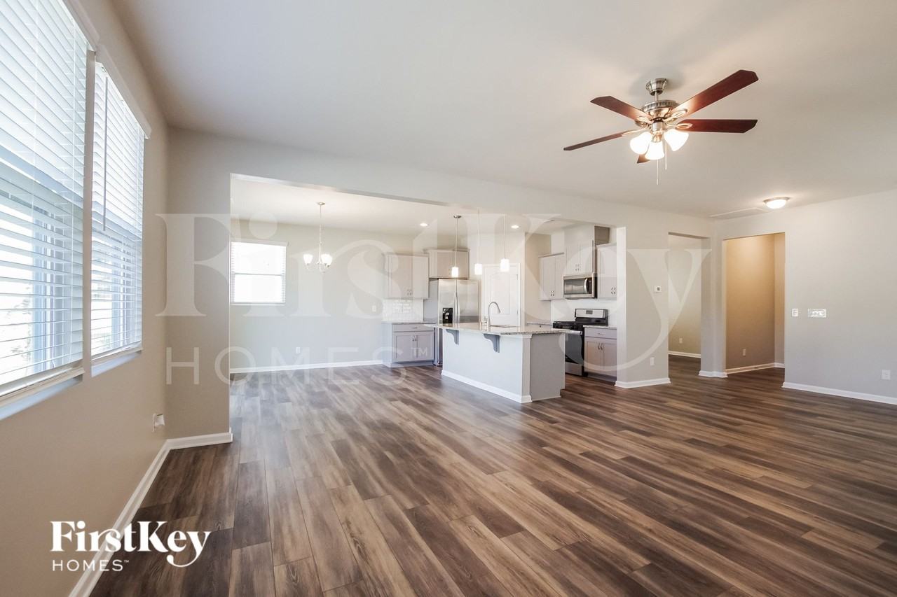 15025 Cordelia Dr - Photo 4 of 15