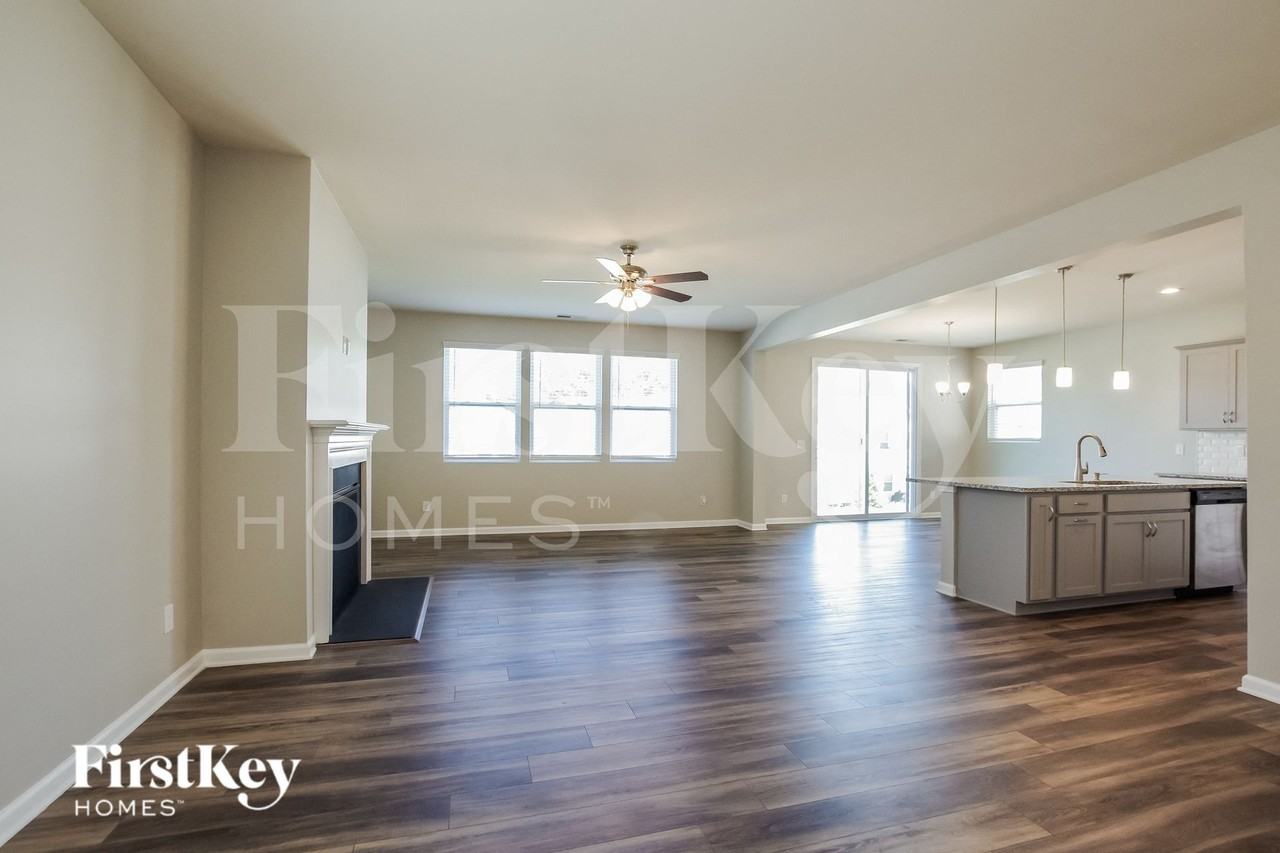 15025 Cordelia Dr - Photo 5 of 15