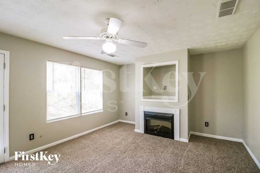 251 Grand Magnolia St - Photo 4 of 16