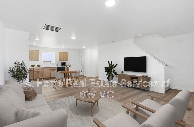 1035 W Madison Dr - Photo 2 of 11
