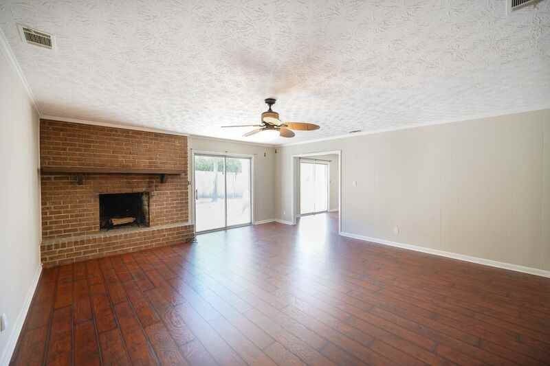 11 Brandy Ln - Photo 7 of 30