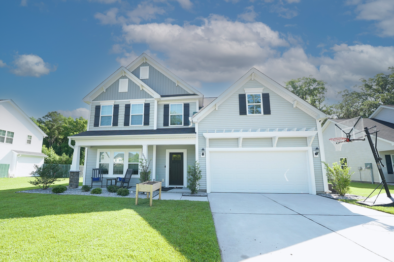 3556 Castleoak Dr - Photo 4 of 35