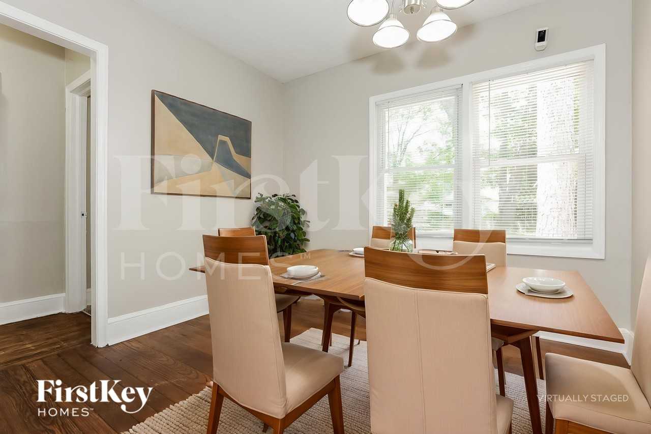 1731 N Olympian Way Sw - Photo 7 of 19