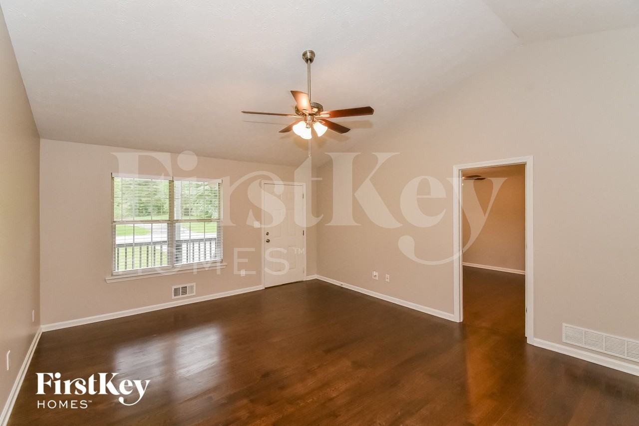 855 Clyde Cole Rd - Photo 3 of 15