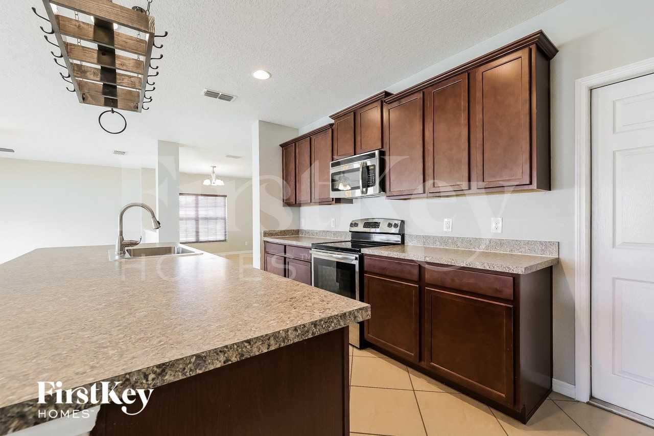 186 Iron Horse Ln - Photo 4 of 15