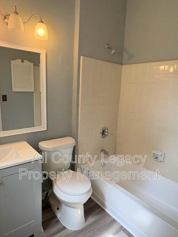 5774 Wells Cir - Photo 7 of 11