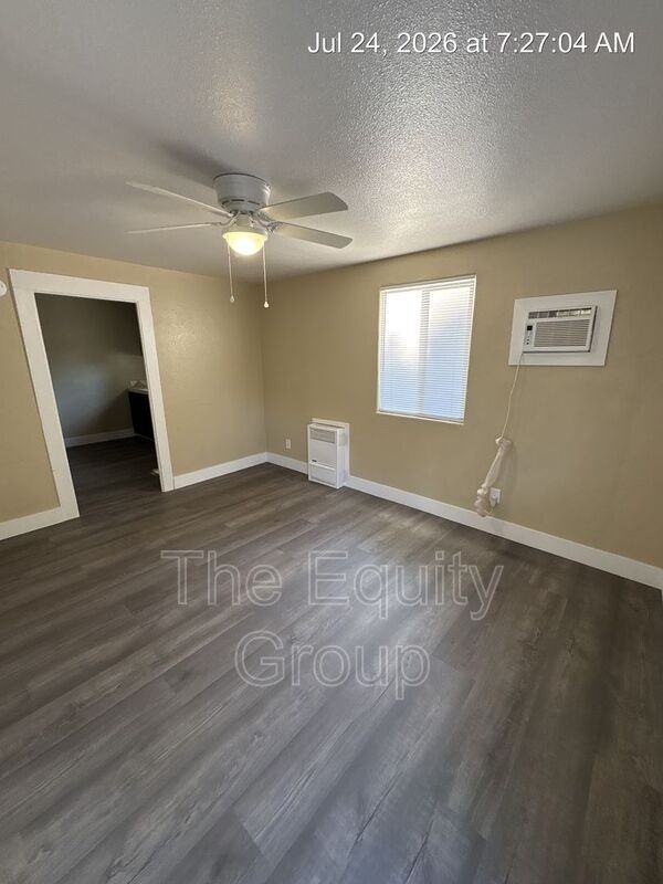 W Goshen Ave - Photo 2 of 14