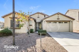 635 W Desert Hills Dr - Photo 1 of 1